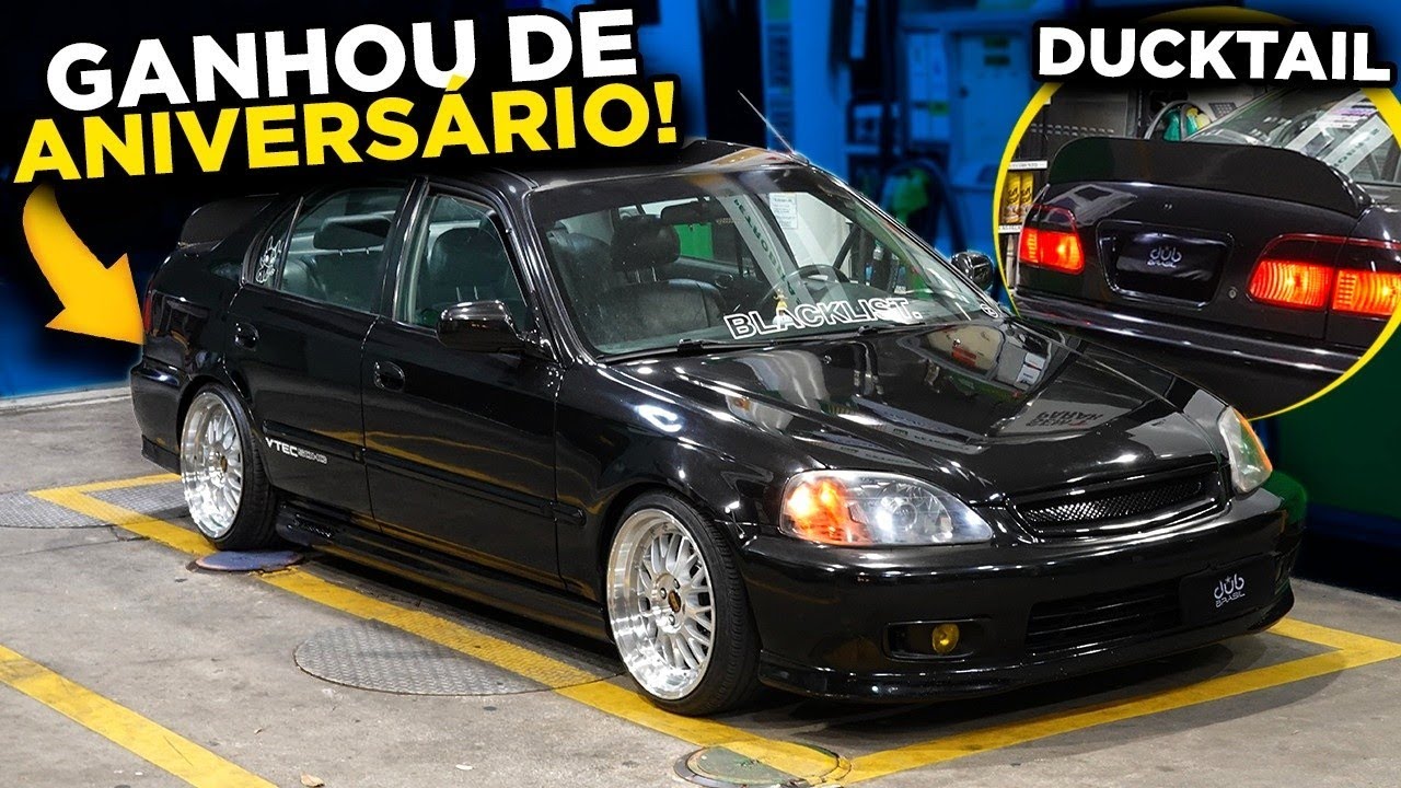 HONDA CIVIC COM AEROFOLIO ÚNICO E RODA TALUDA