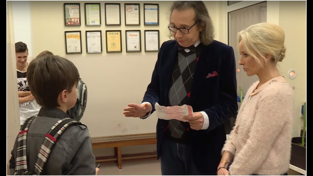 Uczeń był przekonany, że nauczyciel historii jest jego ojcem [Szkoła odc. 503]
