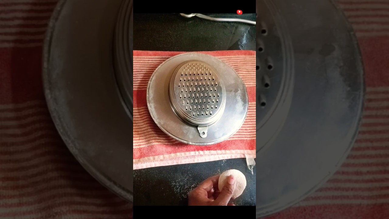 Try This Trick To Make Designer Puri with Grater Easy and Fast 🥰 😋