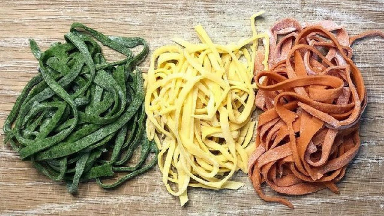 TAGLIATELLE TRICOLORE 💚🤍❤️ - PASTA ALL' UOVO FATTA IN CASA - SENZA COLORANTI ARTIFICIALI