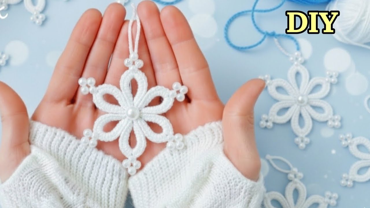 DIY Craft,❄️easy & beautiful🎄how to make a Cute Yarn Snowflake to Decorate Your Christmas Tree?. 