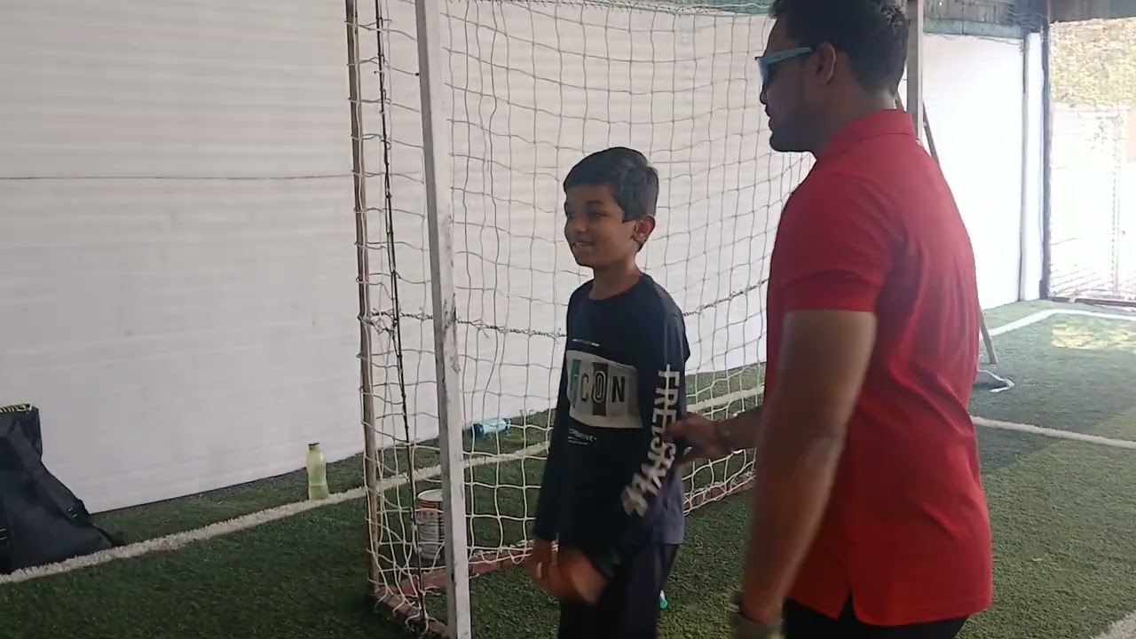 International Certified Coach Mayuresh sir Coaching Bowling Techniques in MCA Nanded#cricketskill 