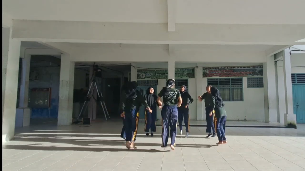 TARI CIEK DUO TIGO DARI SUMATERA BARAT || SENI TARI KELAS XII SMAN 1 LUBUK PAKAM