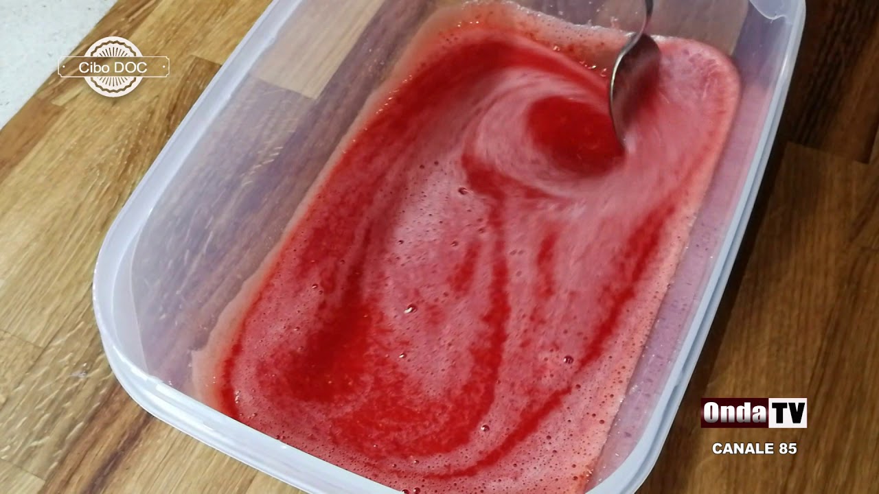 Granita Alle Fragole Siciliana, Dolce E Profumata