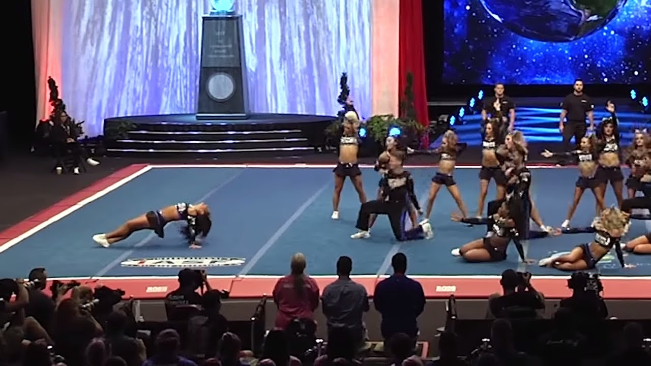 Cheerleading Choreography Tips! How To Create A Dance Section
