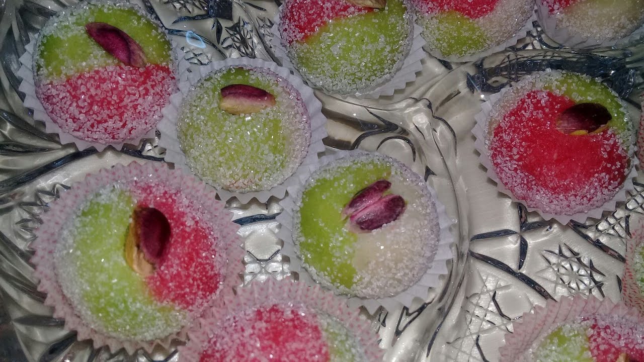 كعابر اللوز التونسية( عيد الفطر المبارك)