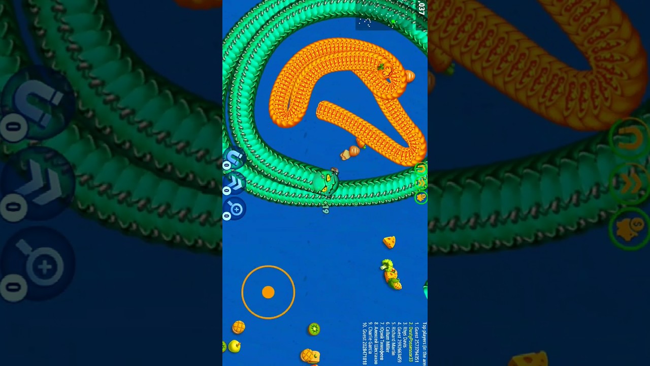 WORM HUNT BIG SNAKE 🐍 GAMEPLAY #wormszone #shorts #shortsvideo #viralshorts