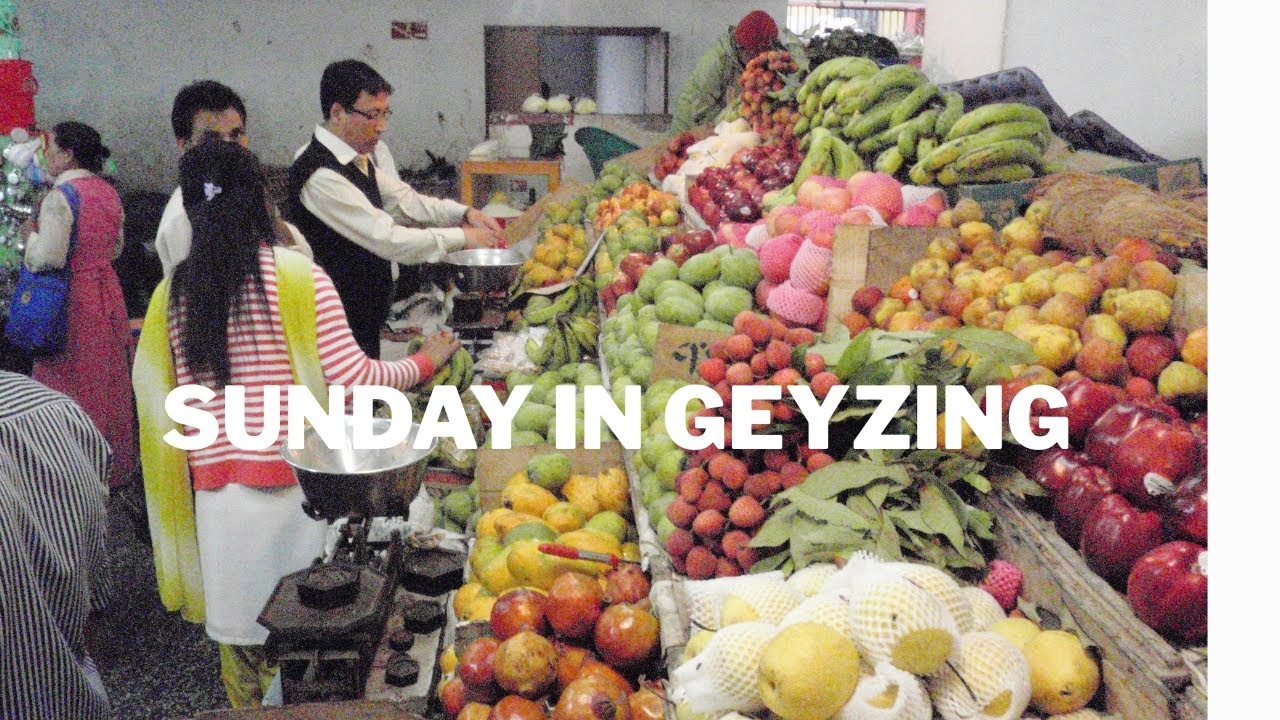 011 Geyzing Sunday Market 2010 — From Temple to Everyday Life in West Sikkim