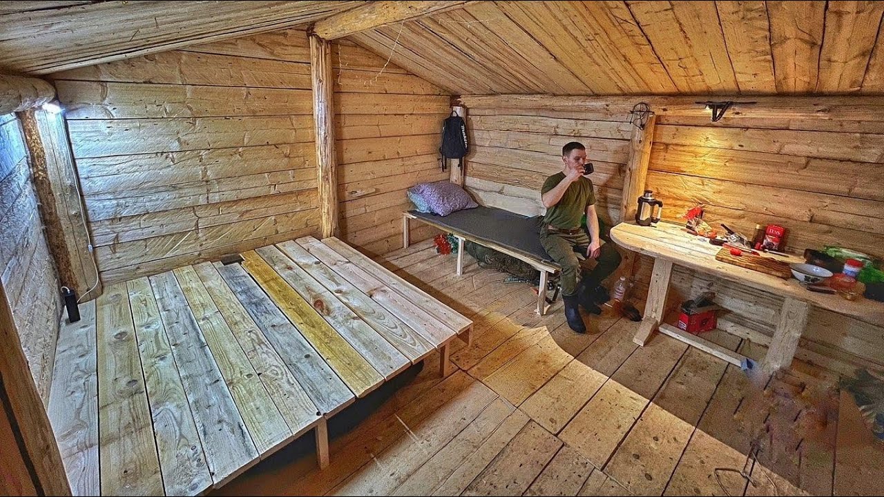 A cold night in a cozy dugout! I built great beds in the dugout! Spring is coming!