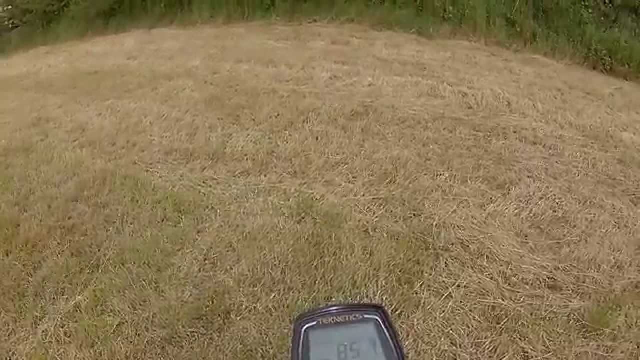A quick demo :Teknetics T2 ground balance and Frequency shift settings demo