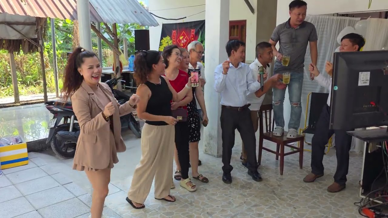 Kỷ niệm 45 năm ngày cưới. Phần 4. Ngày 8/2/2026