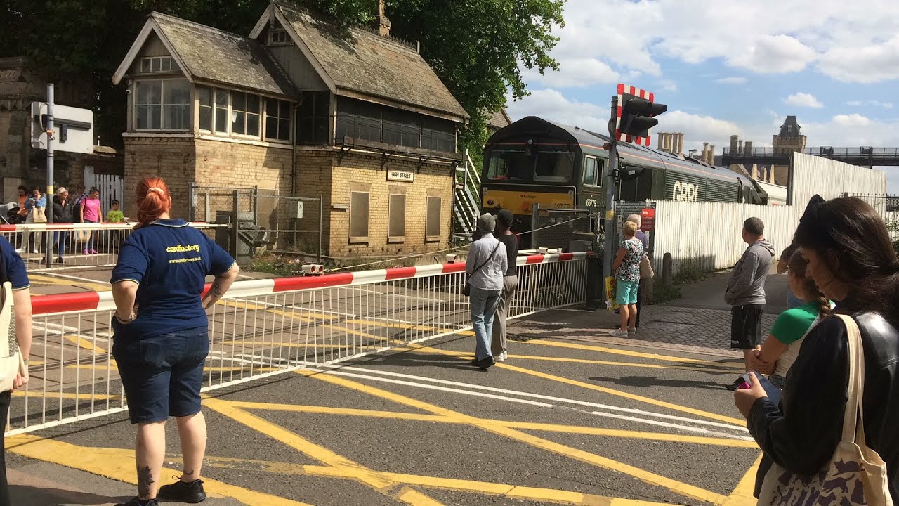 Lincoln High Street Level Crossing, Lincolnshire
