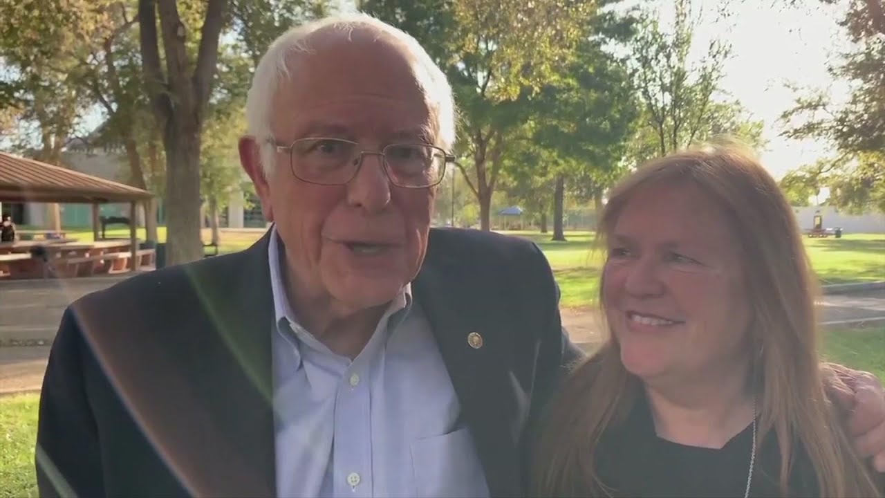 Bernie Sanders leaves hospital after heart attack