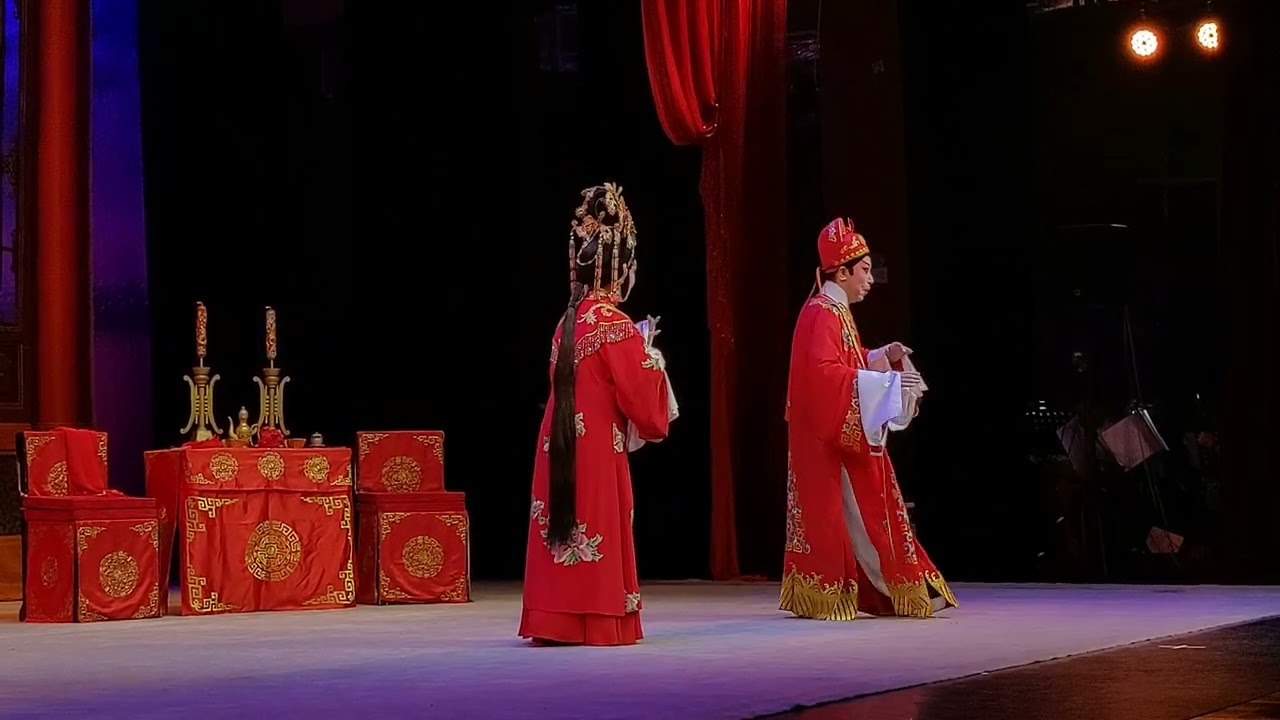 知名粤剧表演艺术家：倪惠英（68岁）  梁耀安（72岁）  重演经典剧目：花好月圆   👍👍👍👍