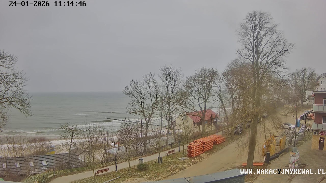 Rewal - Widok na Ulicę Saperską i Plażę Live