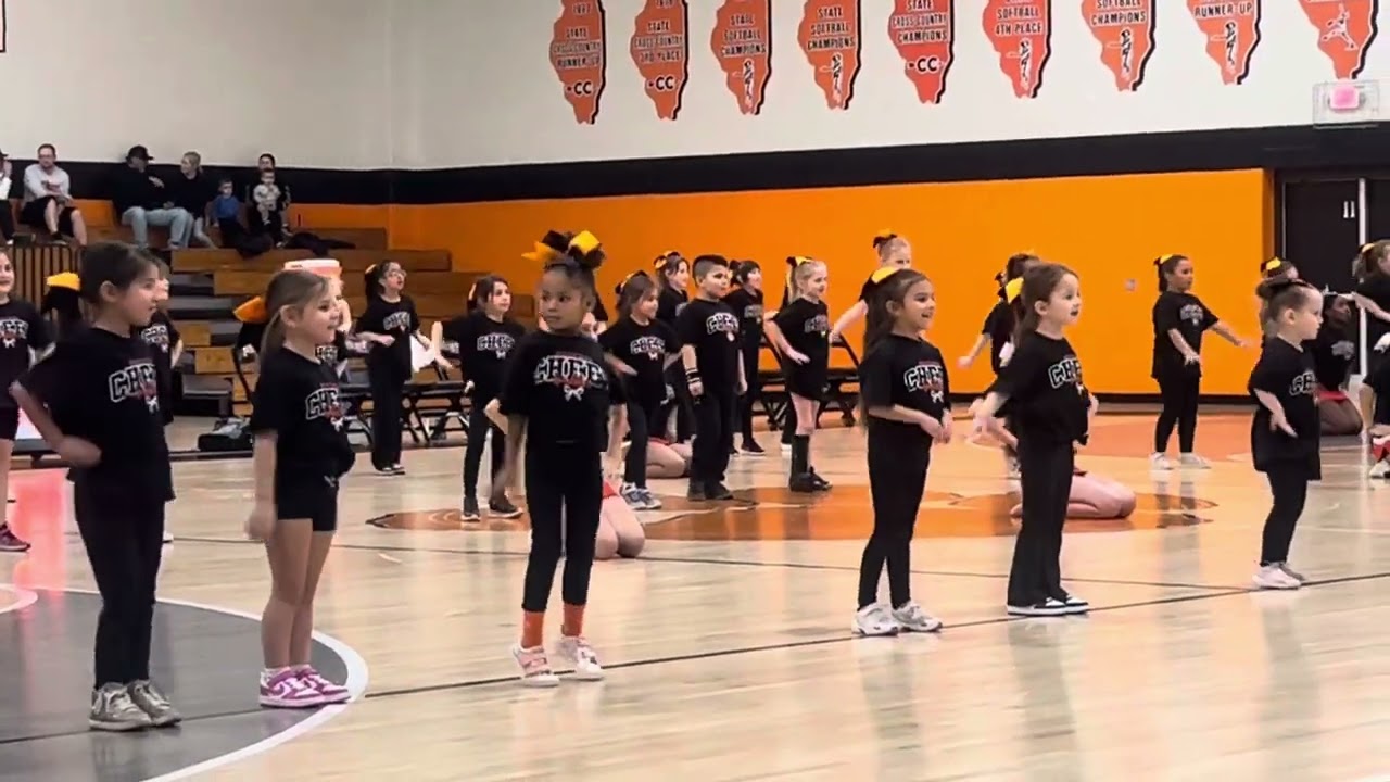 Triniti first ever live cheer performance Beecher high school. 5 year old dance superstar! 