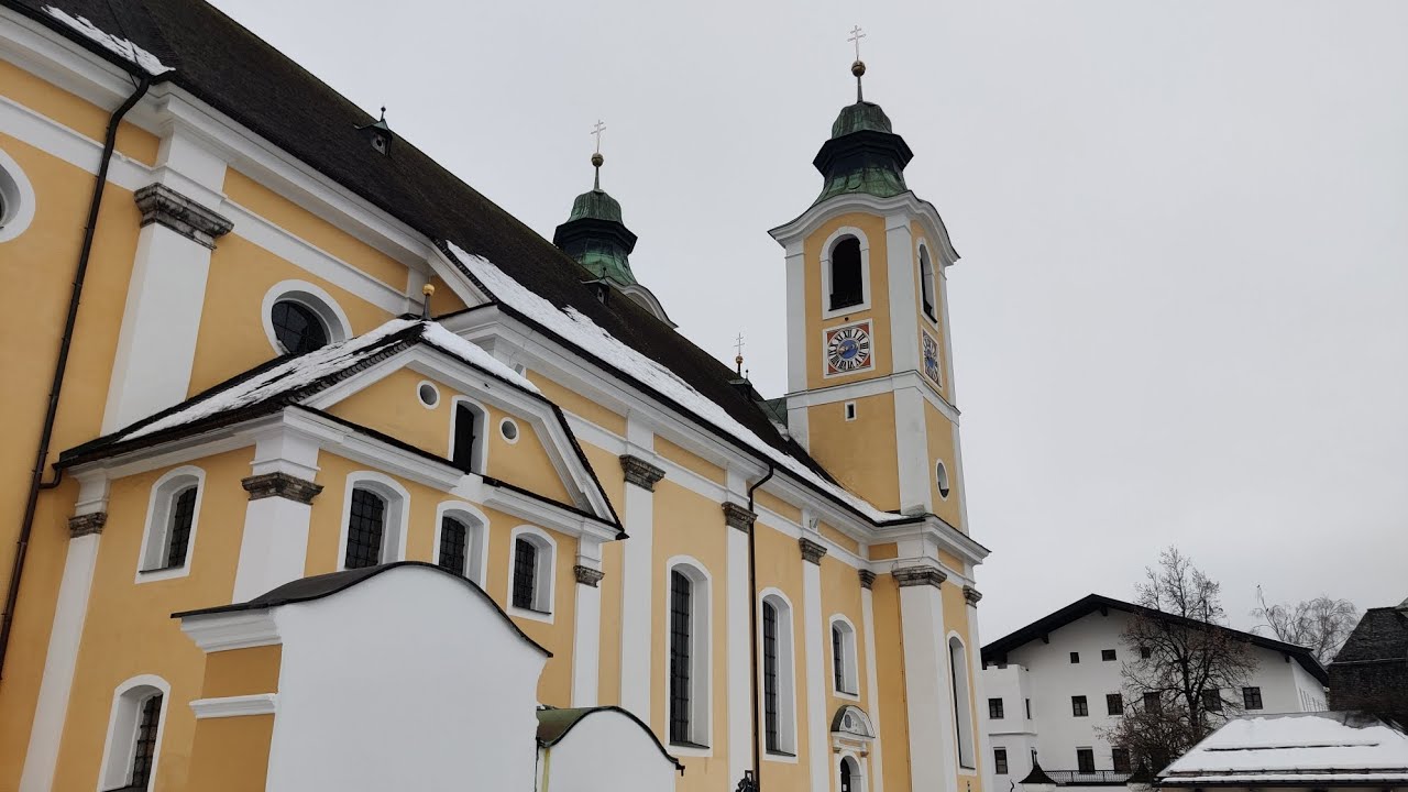 St. Johann in Tirol (Tirol) Die Glocken der Dekanatspfarrkirche Mariä Himmelfahrt