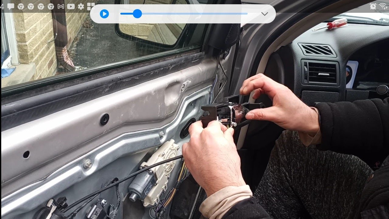 2010,15 ford fusion,cambió de manija interior