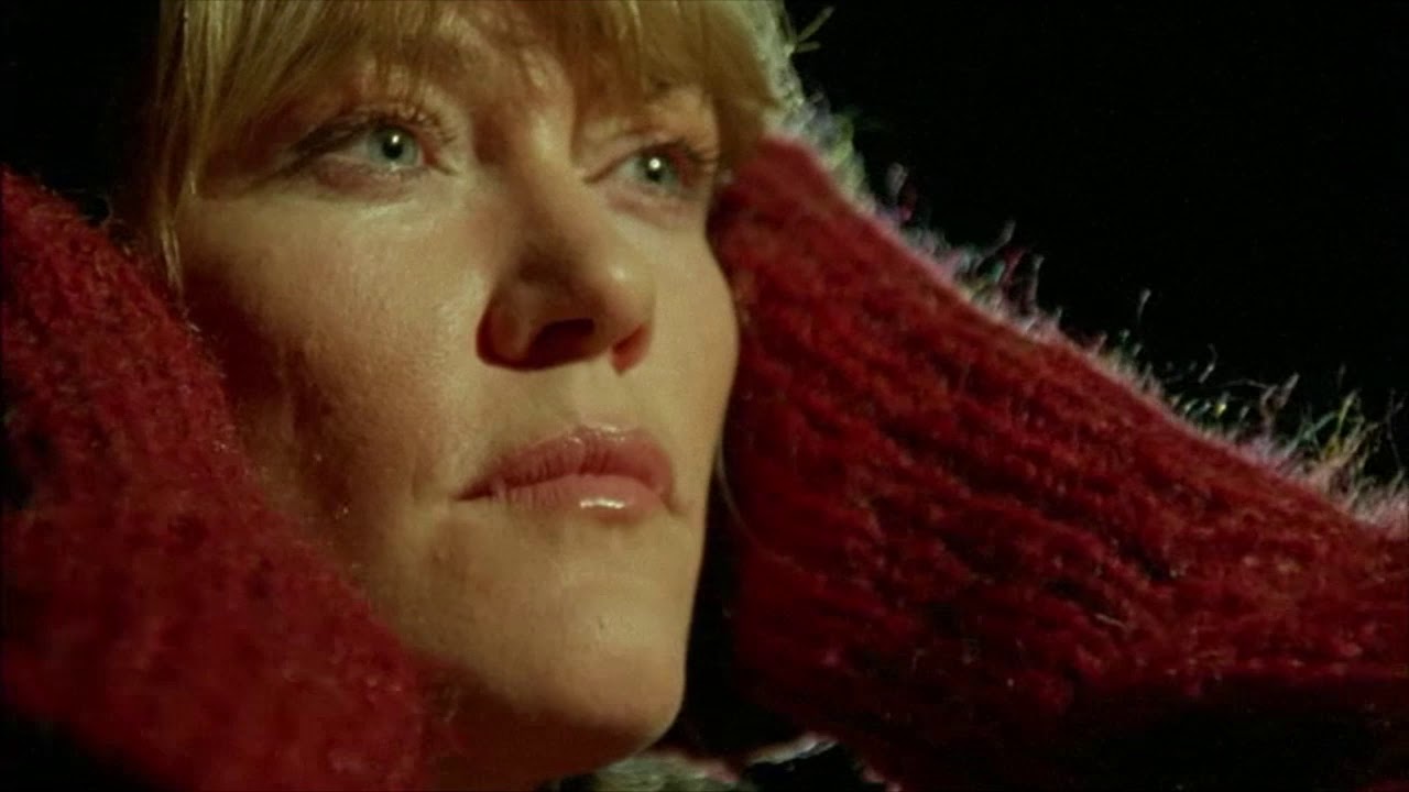 Cerys Matthews - Mi Glywaf Dyner Lais