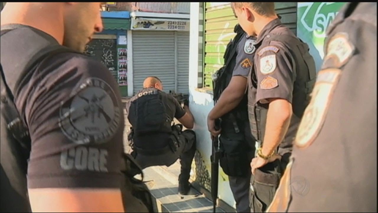PMs são baleados em região ocupada por UPP no Rio