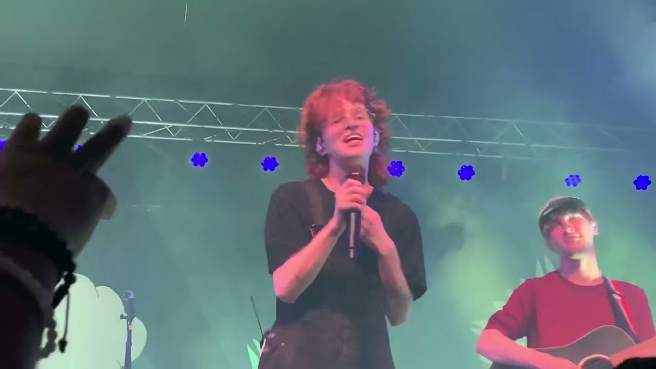 cavetown - frog (live @ soma SD 2022)