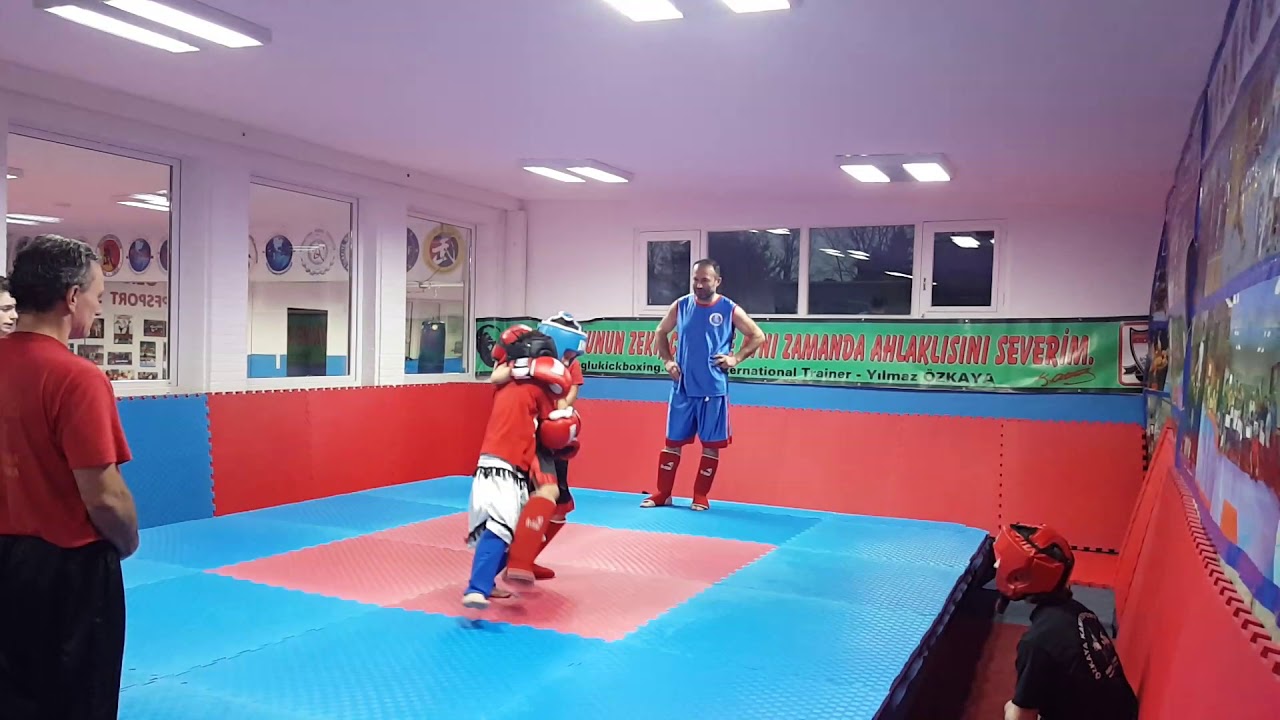 Kampfsport Kaarst Sanda Boxen Kinder Trainingskampf
