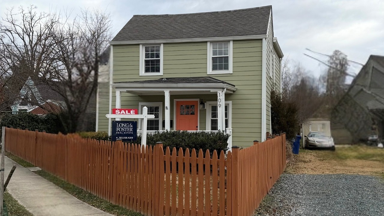 The CHEAPEST Home In The BEST Arlington VA Neighborhood!