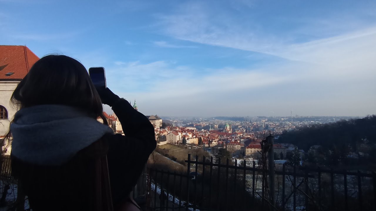 1 jour 1 vlog - Prague (ep 11 - feat. Emma)