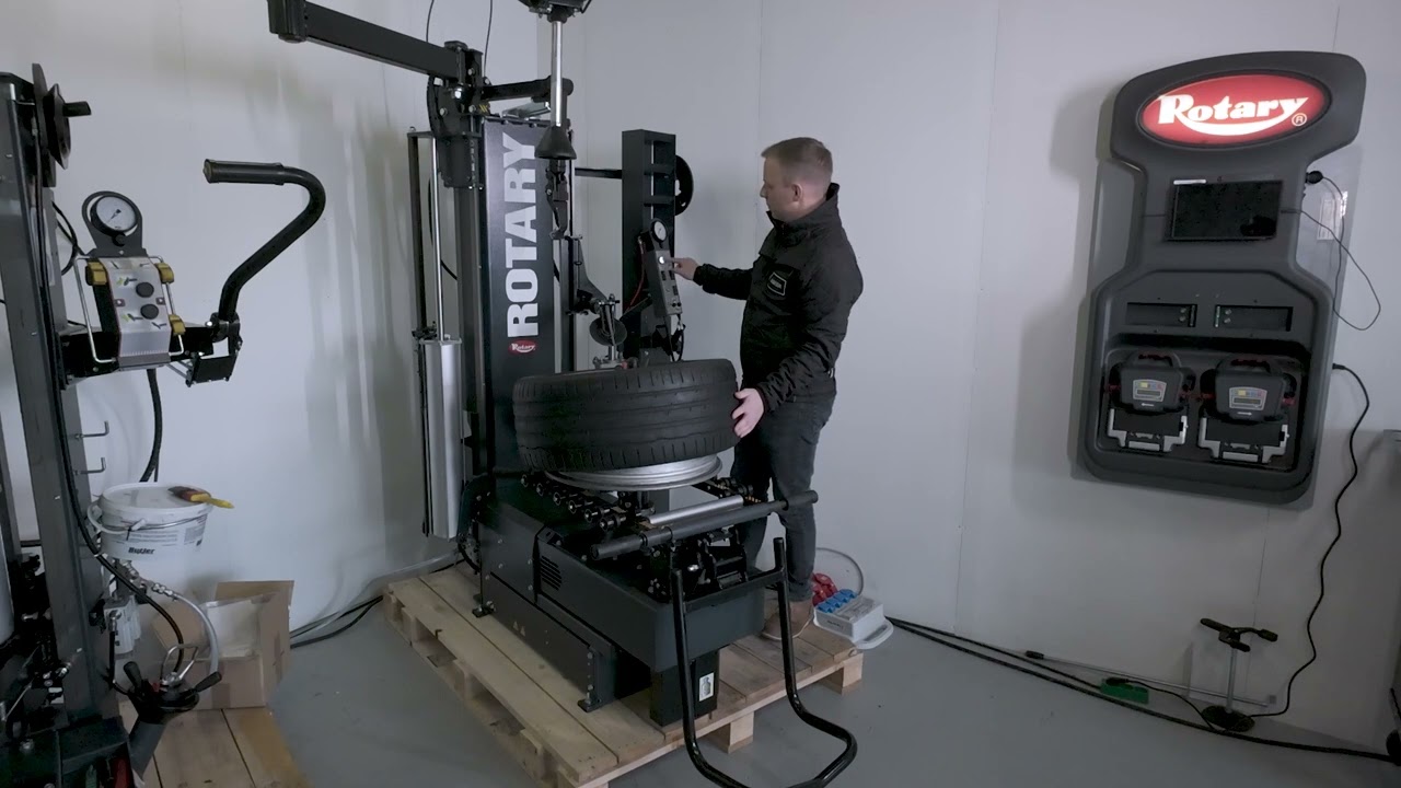 Rotary Aikido Evo Premium - Dækskifter med centeropspænd og Rotary's smart-lock system