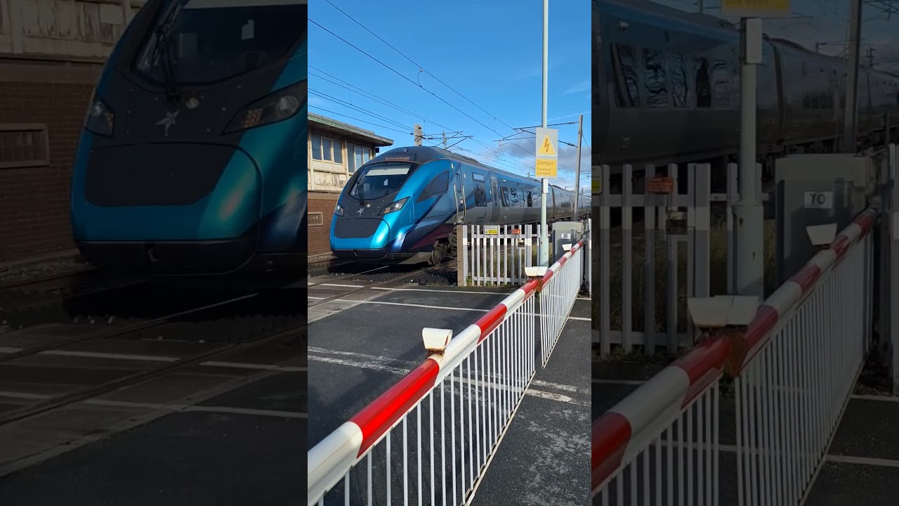 397009 Passing Hest Bank LC #railway #trainspotting #levelcrossing #transpennineexpress