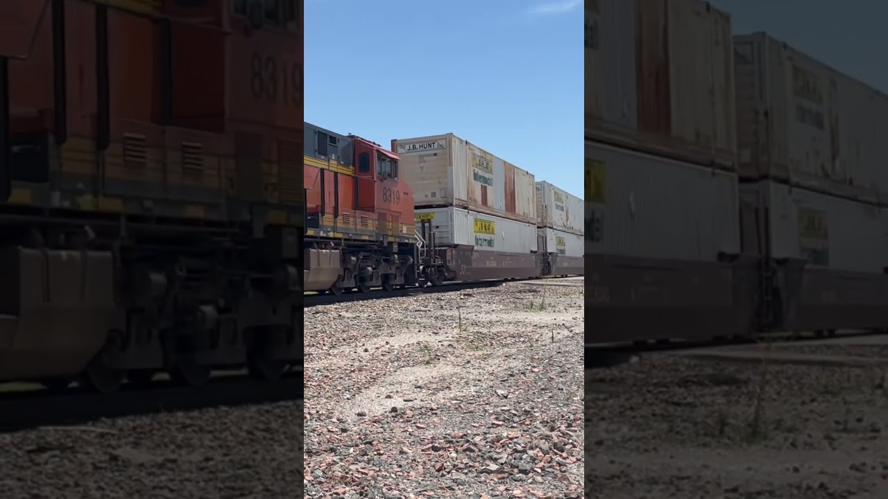 Fast American BNSF Freight Trains in Oklahoma! #shorts
