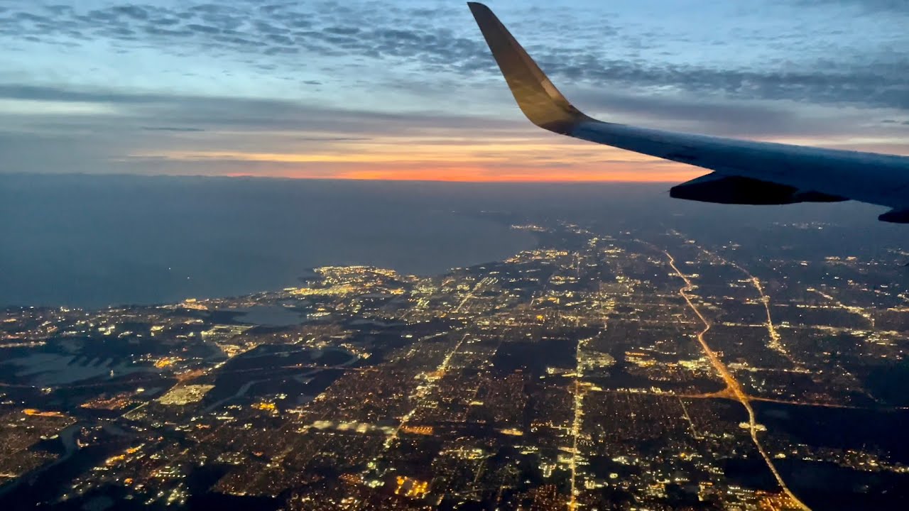 Scenic dawn take off from Chicago O’Hare American Airlines Airbus A321