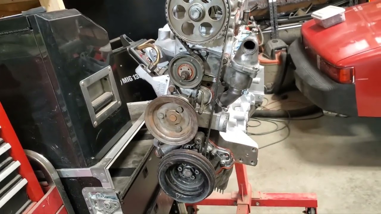 1982 Porsche 924 turbo engine rebuild timing belt gear, valve adjustment