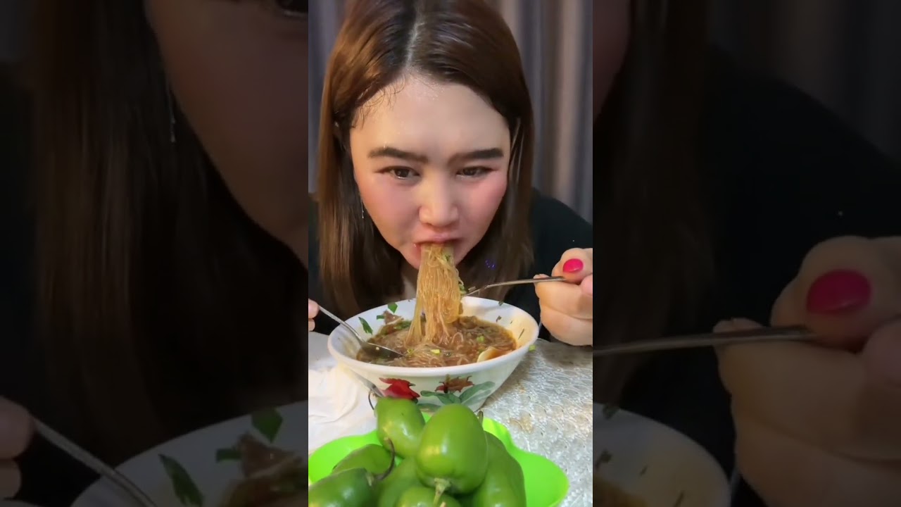 Mantap Guys‼️Lagi hujan makan bihun kuah pedas toping cabe rawit hijau, menyala🔥