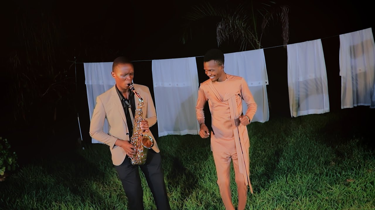MUNGU YUPO BY FEMI PHOTOGRAPHER