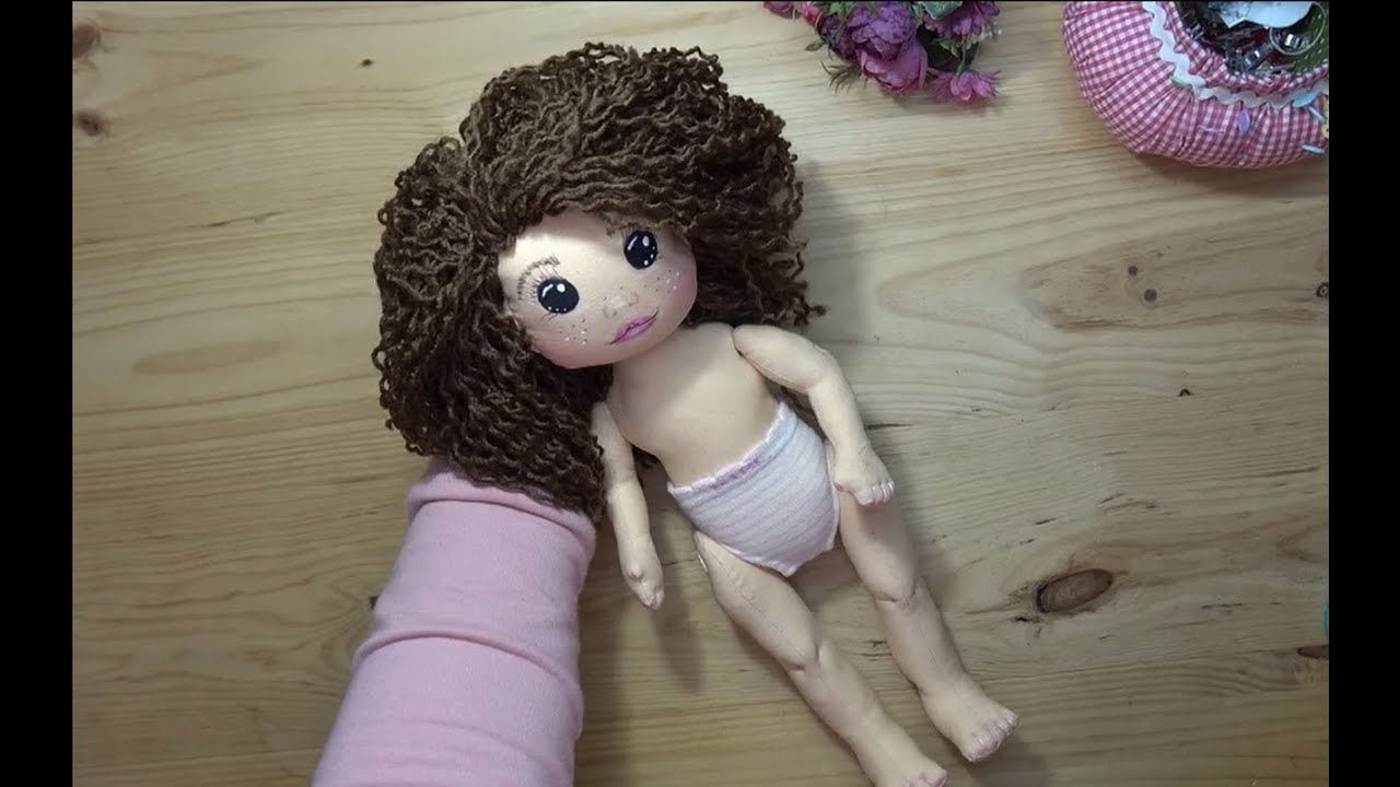 Cómo Colocar Pelo de Lana en Muñeca de Tela sin Usar Pegamento  #artesanía #aprendeconmigo