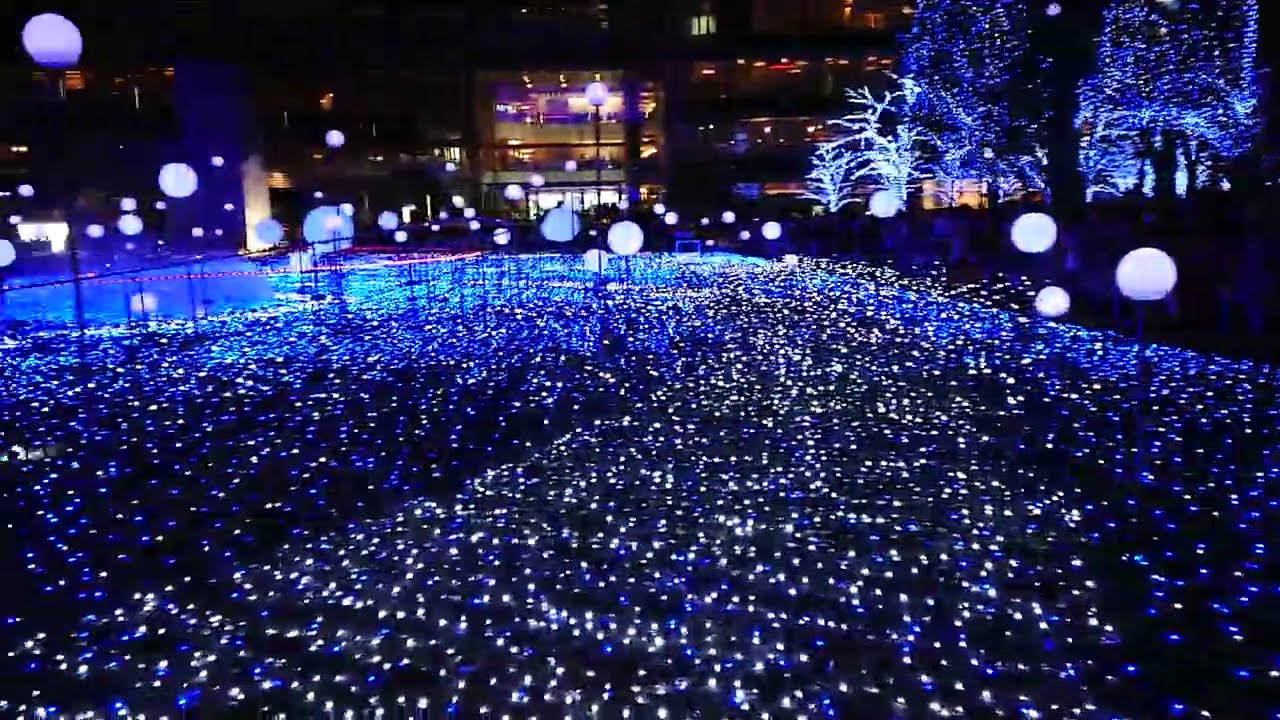Cosmic Journey in Roppongi: Starlight Garden 2019 | 宇宙を旅する光のショー。2019年東京ミッドタウン「スターライトガーデン」の幻想的な宇宙現象