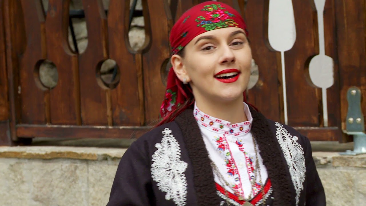 Viktoria Angelova - Momiche belo chernoochko | Виктория Ангелова - Момиче бело черноочко