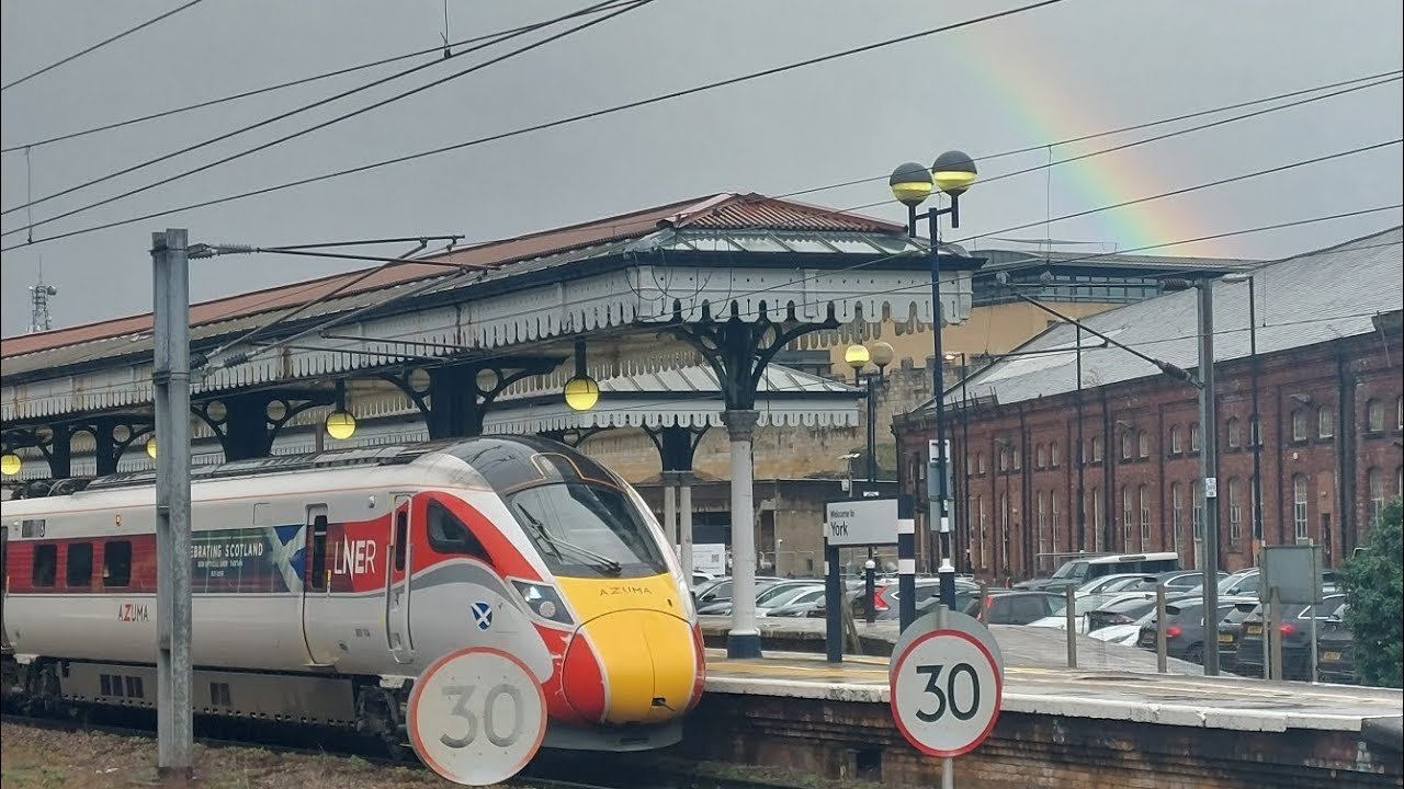 Trains at York 02.03.2024 ( many tones and charters)