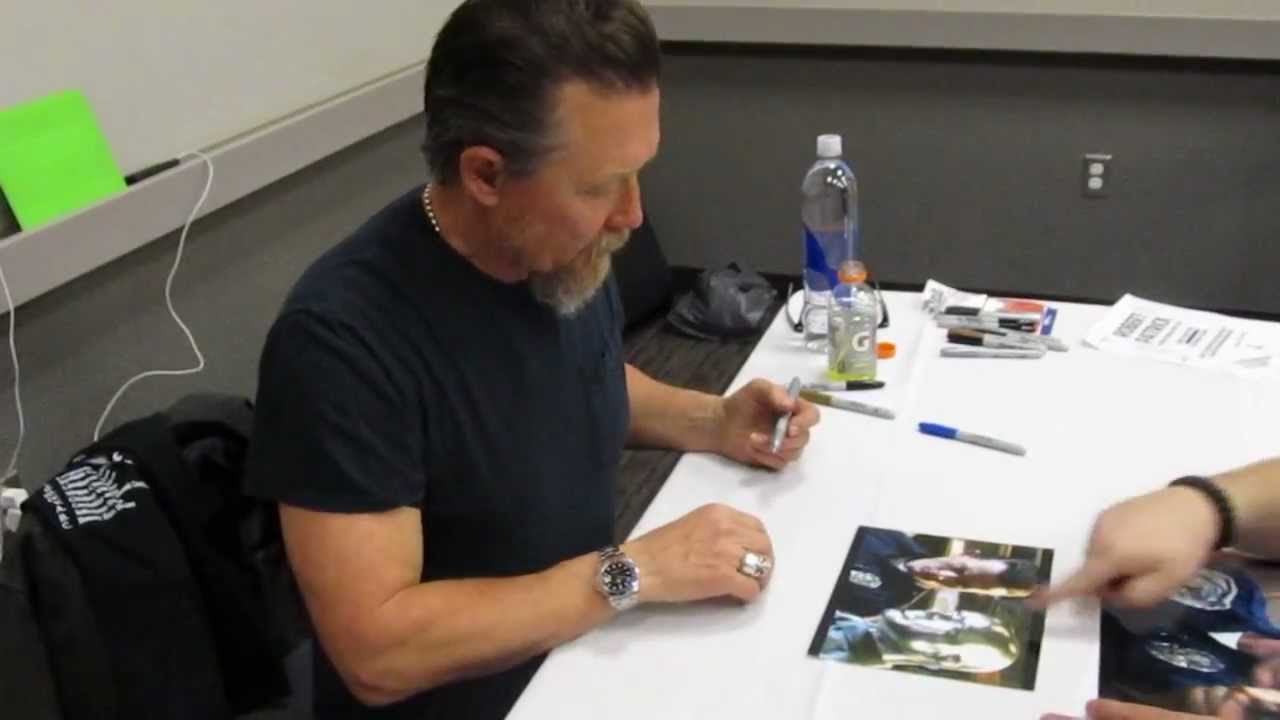Robert Patrick the T-1000 signing in Cincinnati.  Truly Iconic Movie Villain!!