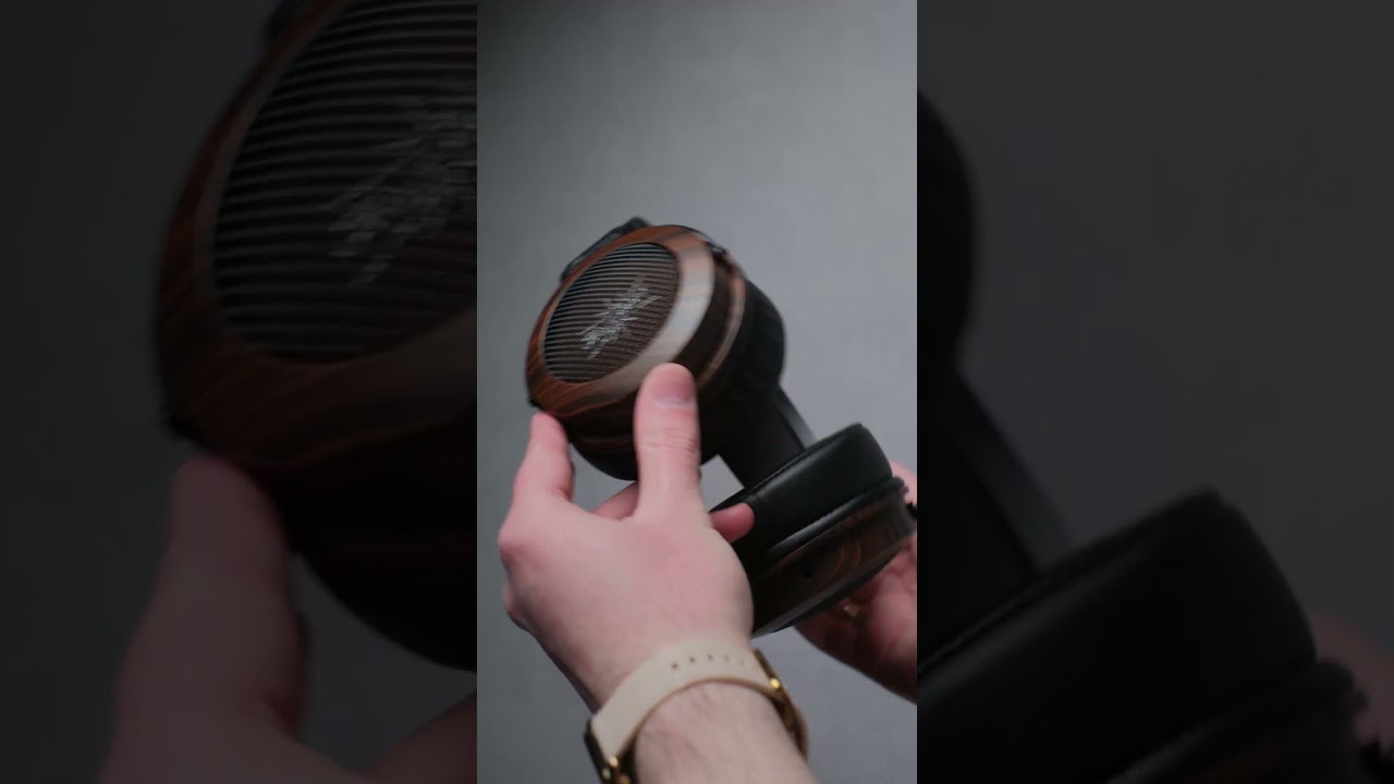 Kiwi Ears Altruva | Много сцены за мало денег