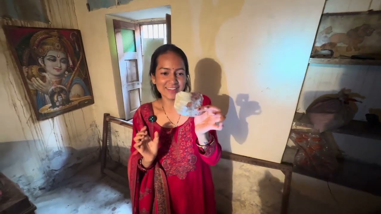 mere sasural k purane ghr ka home tour #oldhouse #mudhouselife #hometour #himachal #vintagehome 