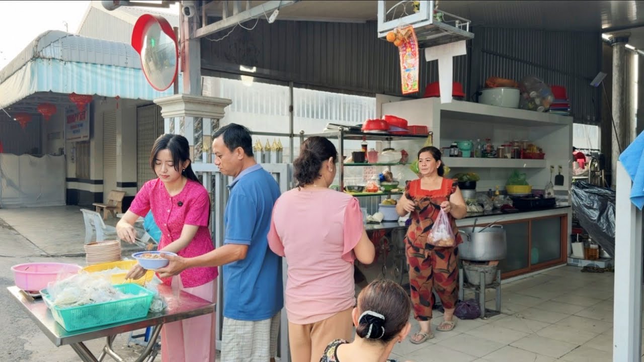 Rằm Tháng Giêng Nấu 2 Nồi Bánh Canh Gửi Tặng Bà Con | NĐMT#831