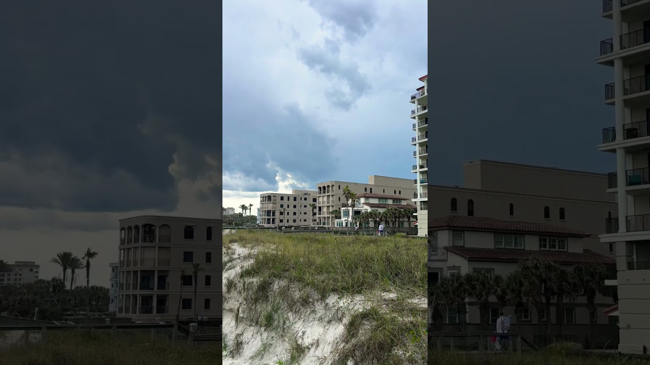 Beach. Overcast #shorts #ocean #beach #waves #video #shortsvideo #clouds #Overcast
