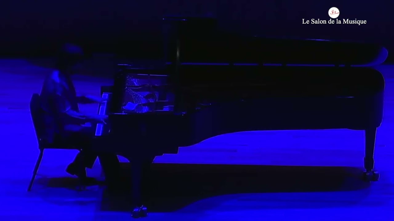 Francesco Comito Unlocks the Beauty of Modest Mussorgsky's Pictures at an Exhibition