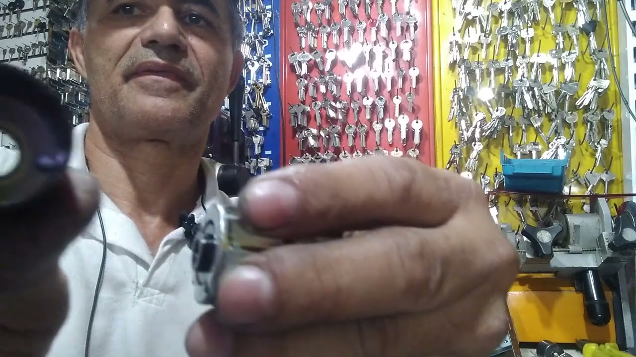 como deixar várias fechaduras de porta abrindo com 1 chave 🔑