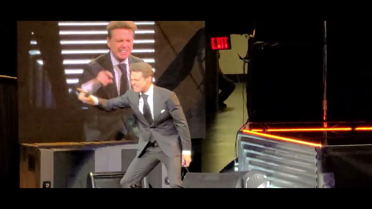 LUIS MIGUEL FULL SHOW EN TOYOTA CENTER HOUSTON TX 02 NOV 2023 PARTE 01
