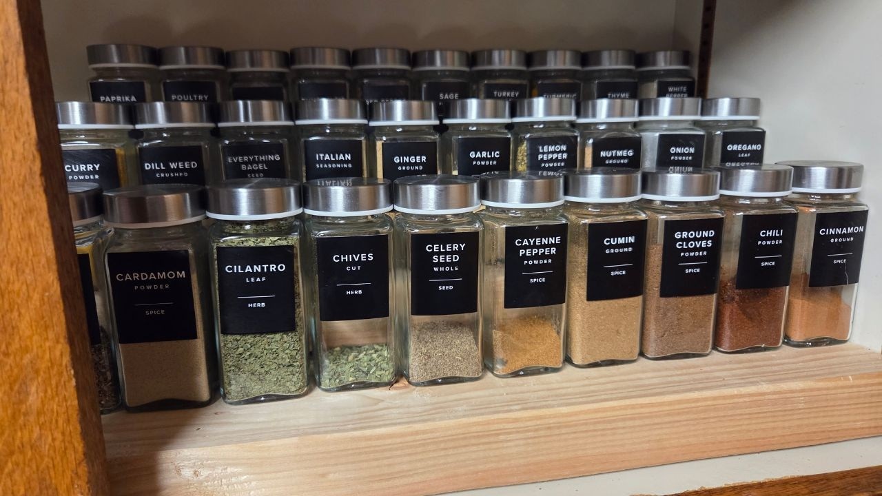 Love these spice jars! My cupboard looks amazing!
