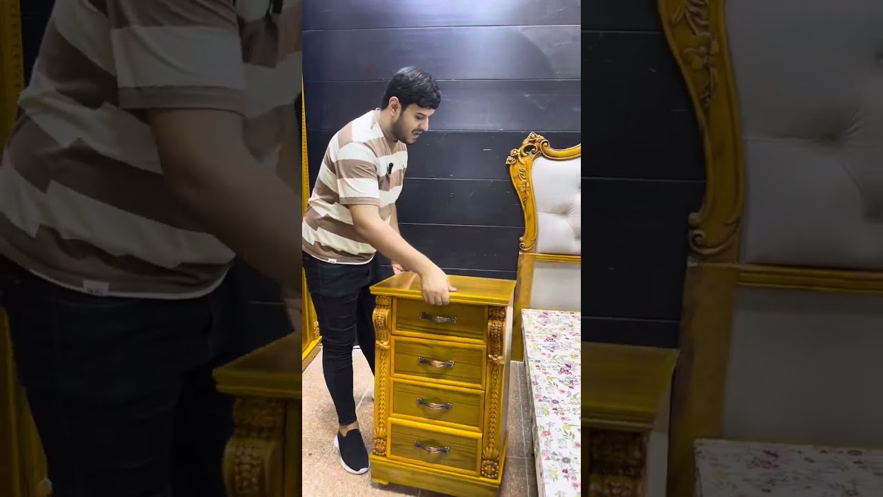 واسط قضاء العزيزية خلف معارض نجارة العزيزية