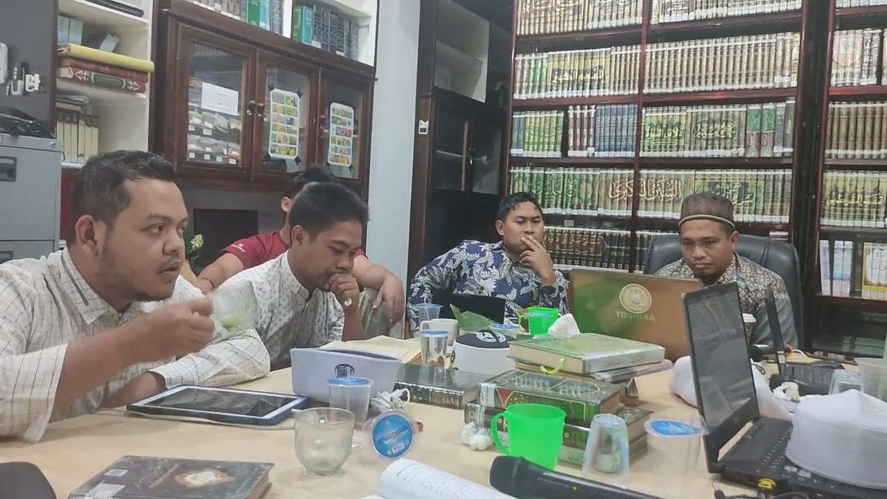 Debat panas dan seru Guru-Guru LBM MUDI MESRA Samalanga